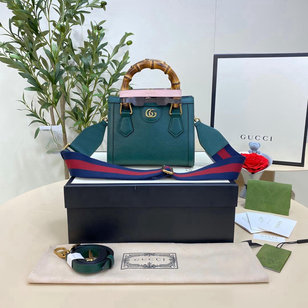 GUCCI Diana