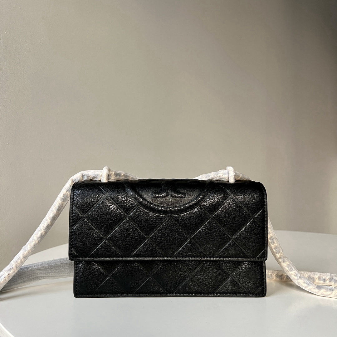 Tory Burch Willa