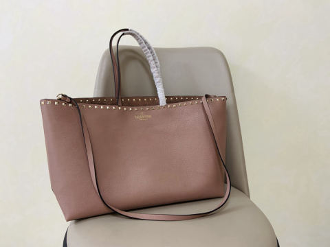 Valentino Garavani Rockstud