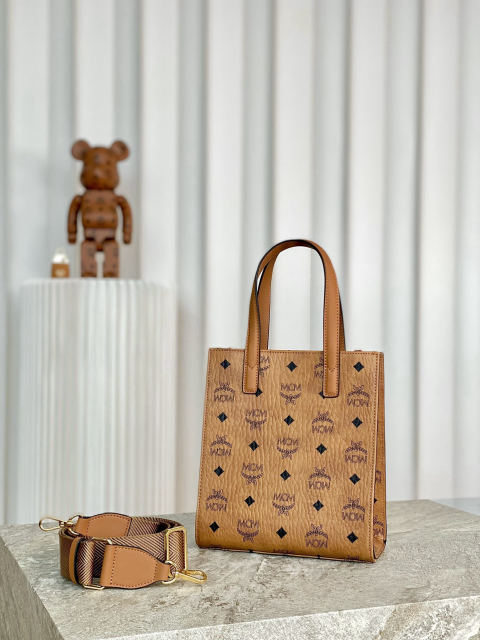 MCM KLASSIK VISETOS Handbag/Crossbody Square Basket