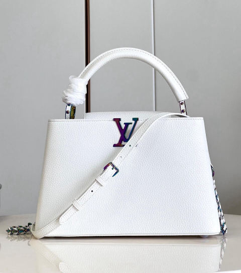 LV Capucines