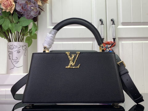 LV Capucines East West