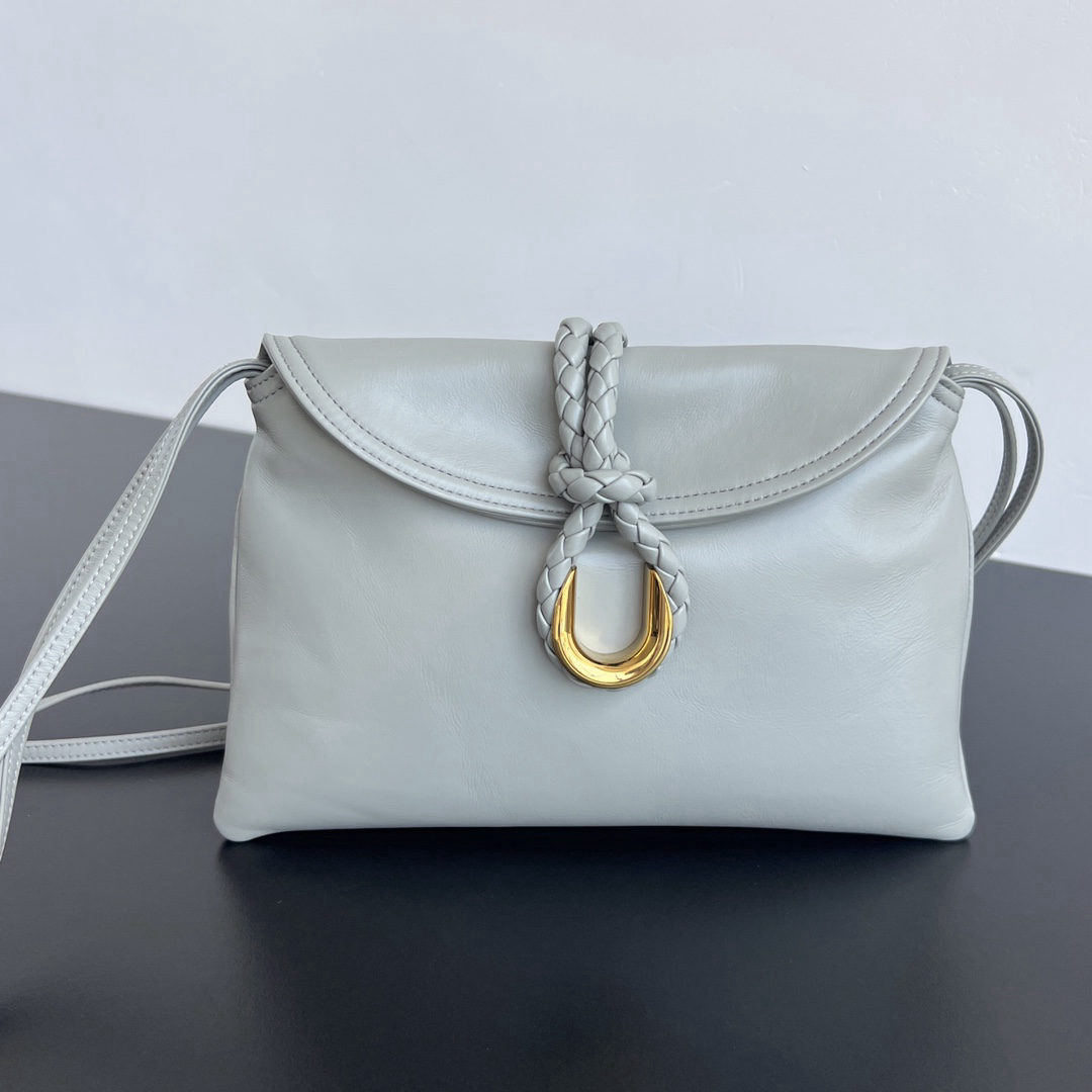 Bottega Veneta Small Liberta
