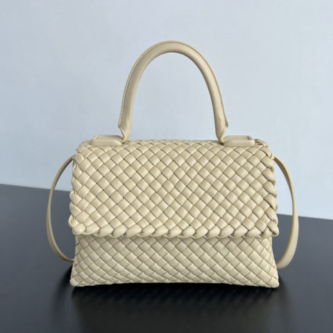 Bottega Veneta Patti top handle
