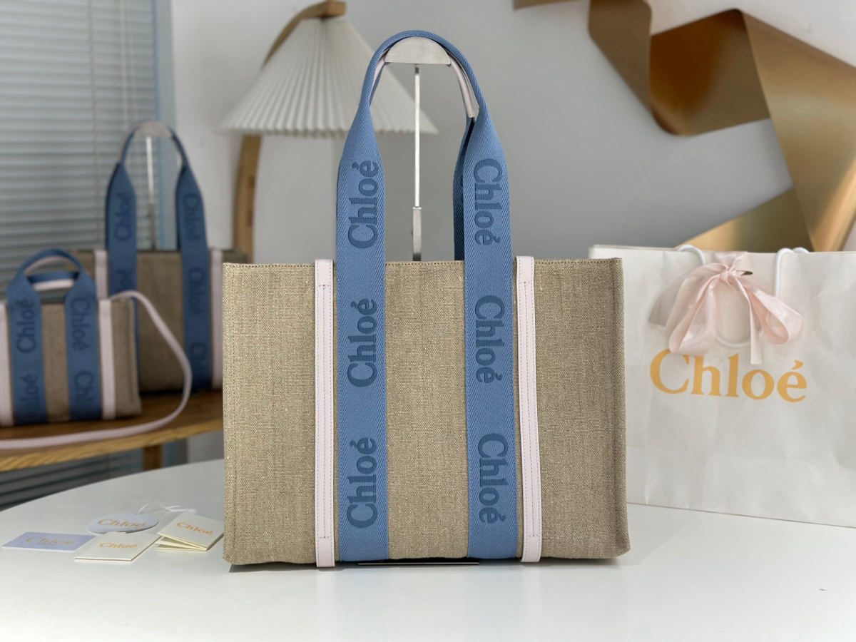 Chloe woody Tote