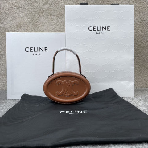 Celine Cuir Triophe