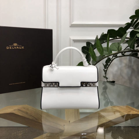 Delvaux tempete
