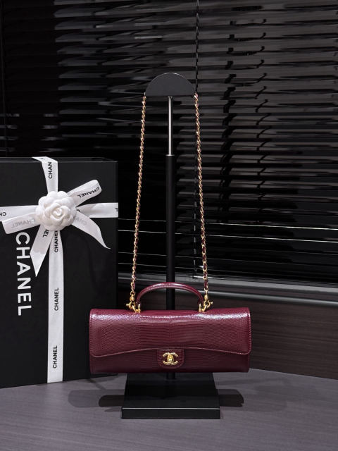 CHANEL Black Lizard Embossed Handle Bag