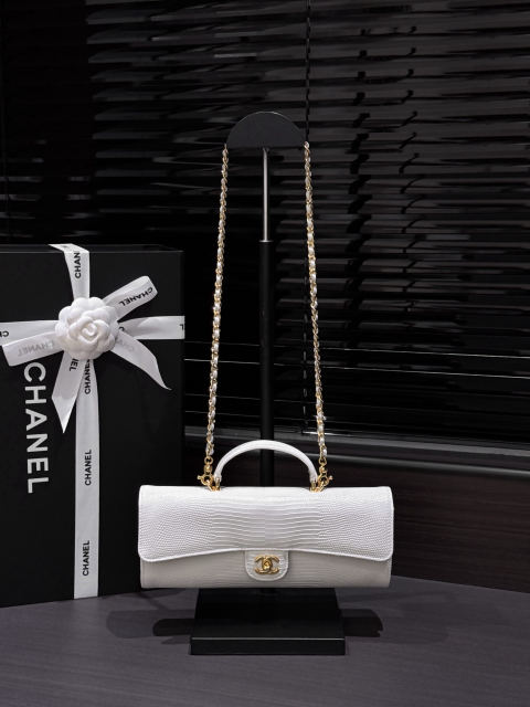 CHANEL Black Lizard Embossed Handle Bag