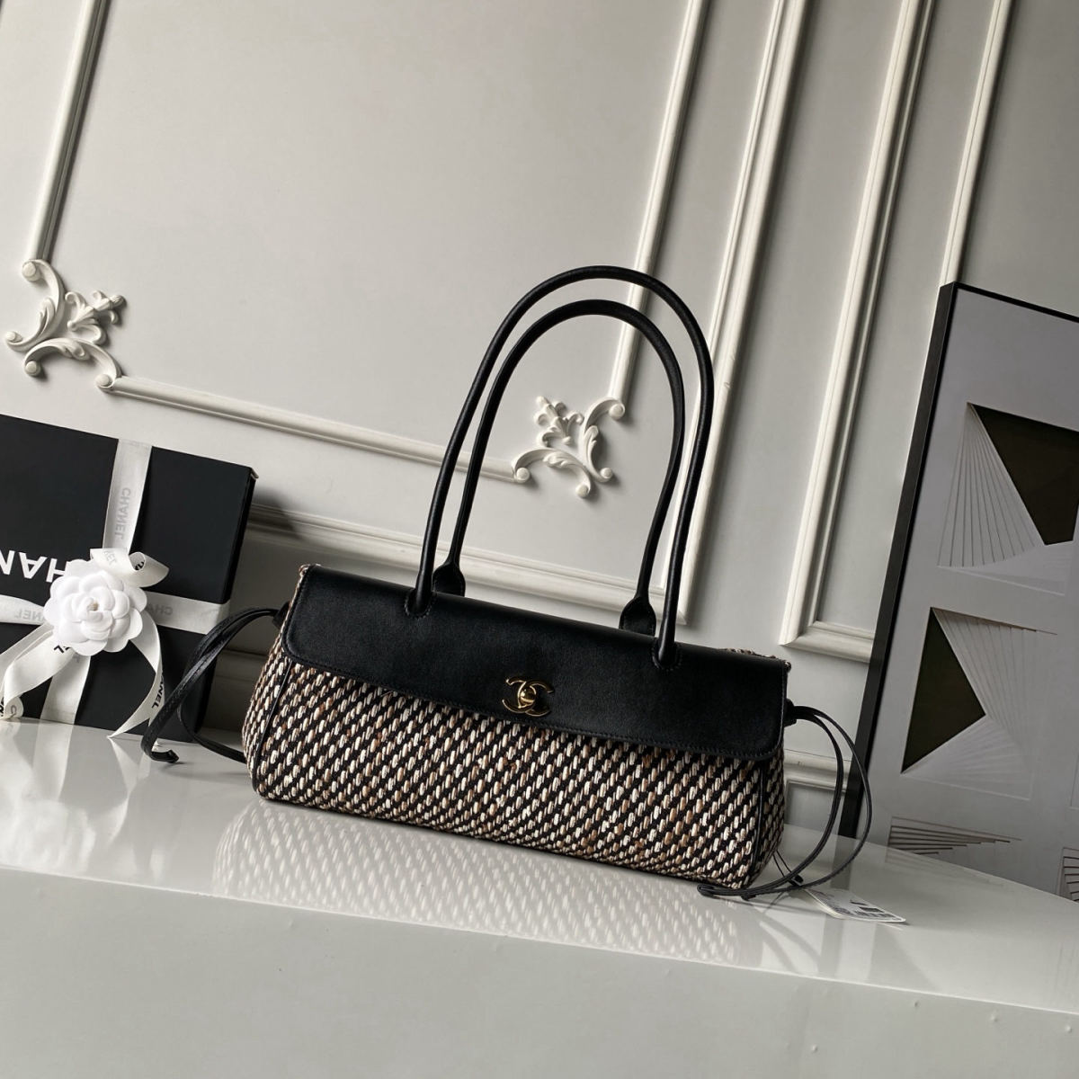 CHANEL baguette shoulder bag