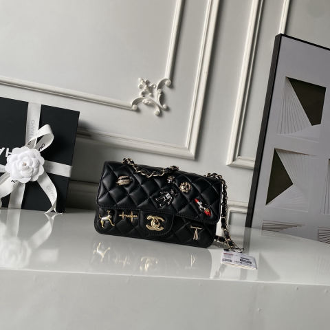 CHANEL Limited Edition Badge CF Astronaut X Lucky Badge Special Commemorative Edition