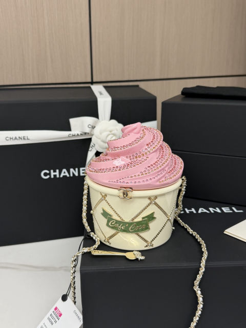 CHANEL 2026 Cruise Collection Pink Gelato Evening Bag