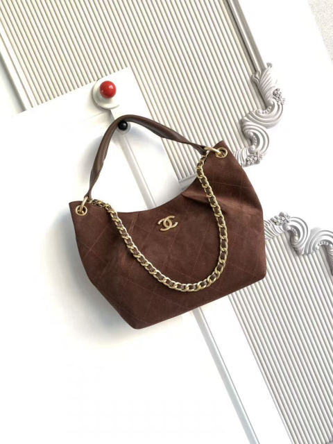 CHANEL Early Spring Collection Hobo Hippie Bag