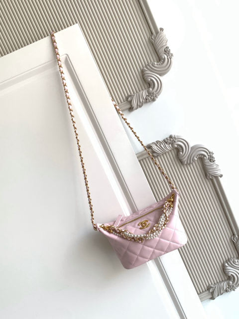 CHANEL Pearl Chain Lunch Box Bag