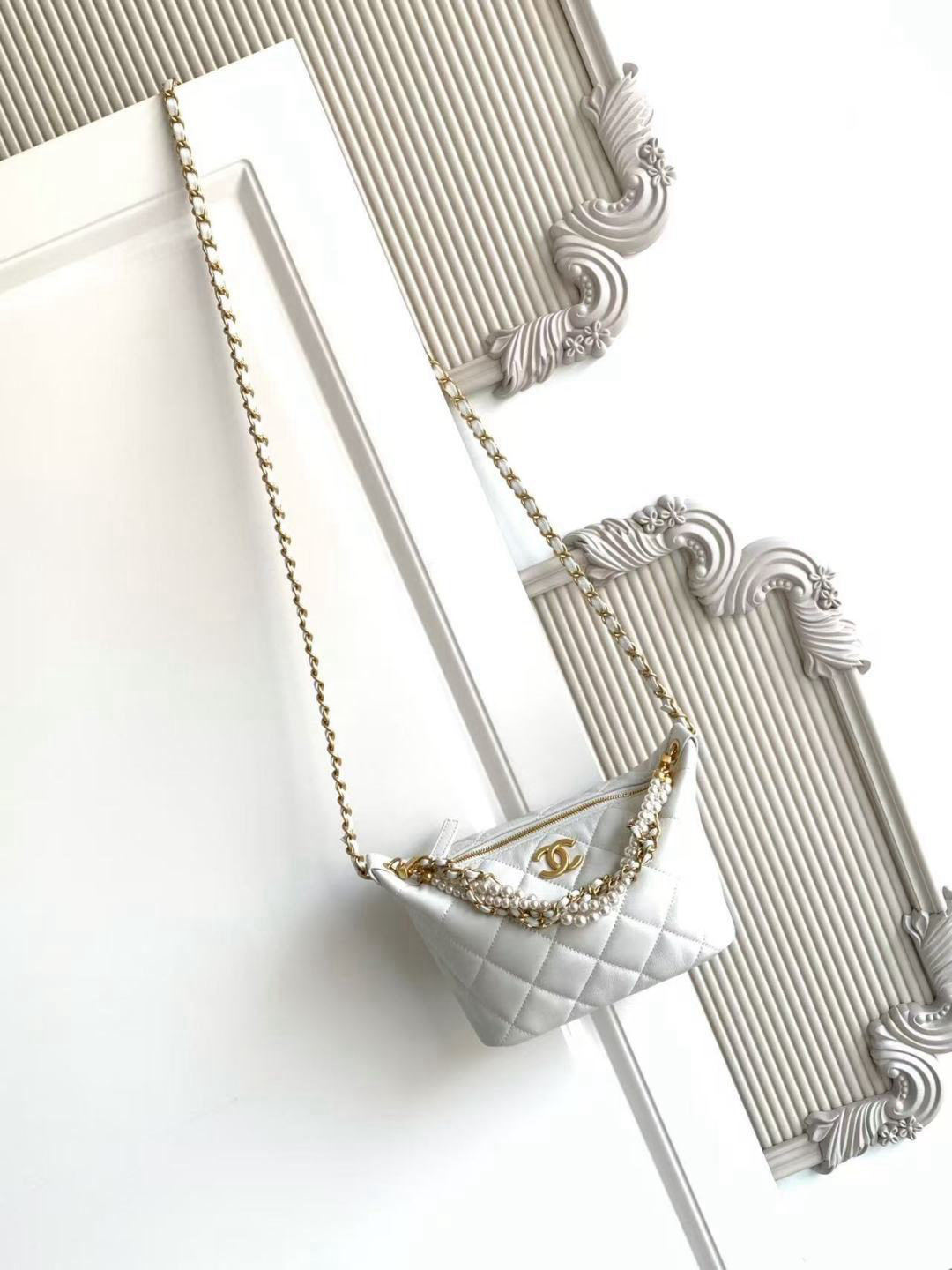 CHANEL Pearl Chain Lunch Box Bag