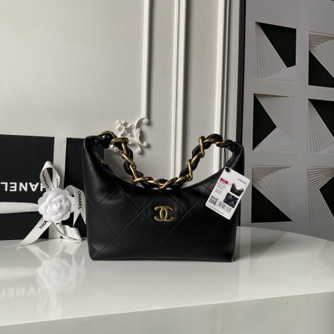 CHANEL Hobo Hippie Bag