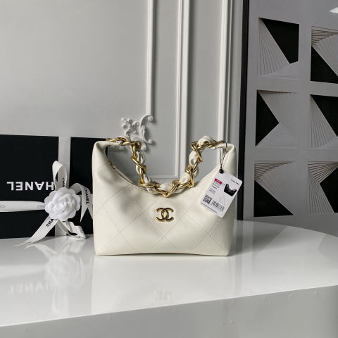 CHANEL Hobo Hippie Bag