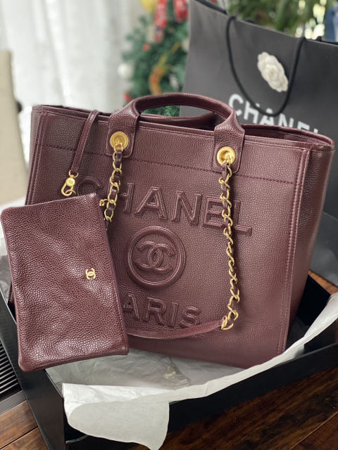 CHANEL Beach Bag