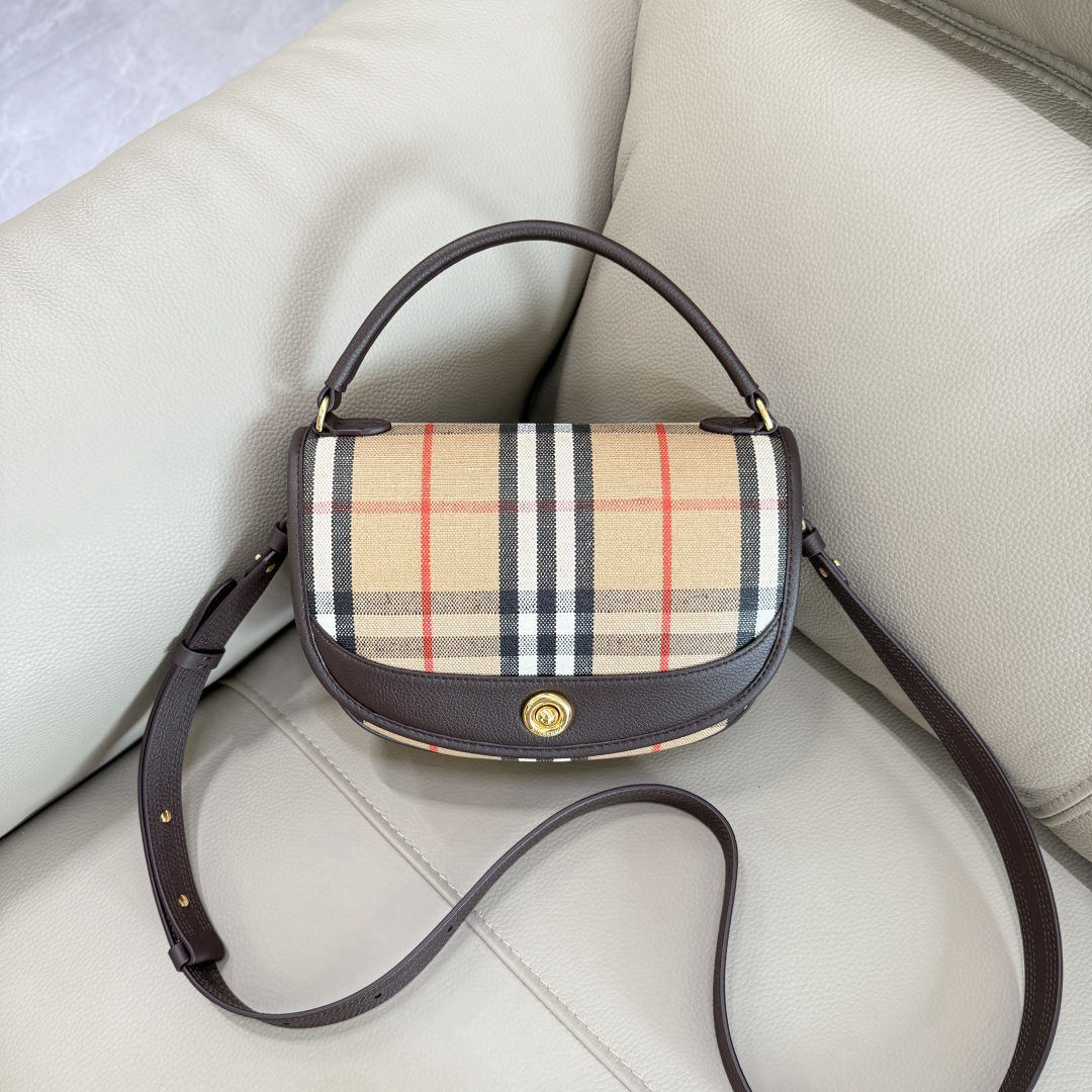 Burberry Highlands