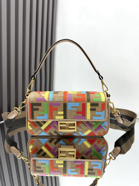 Fendi Baguette
