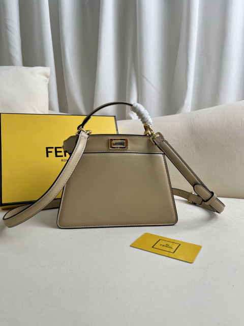 Fendi Peekaboo ISeeU Petite