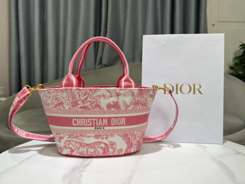 Christian Dior