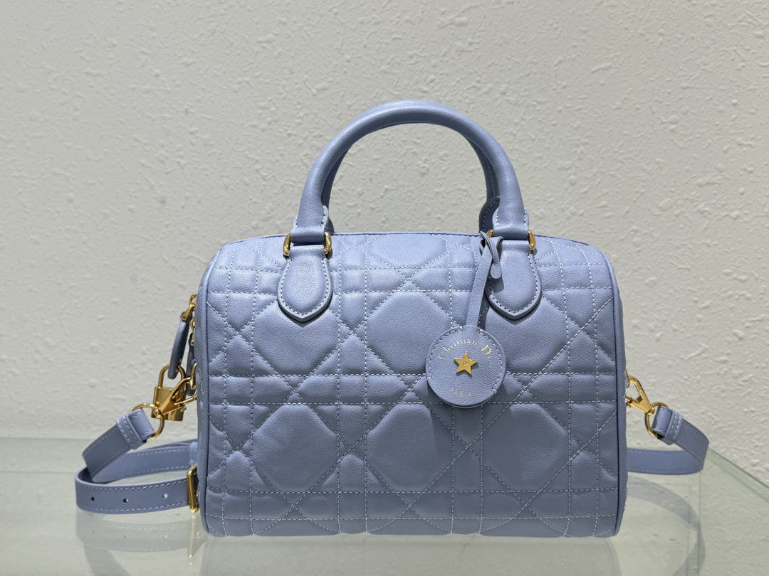 Christian Dior Groove