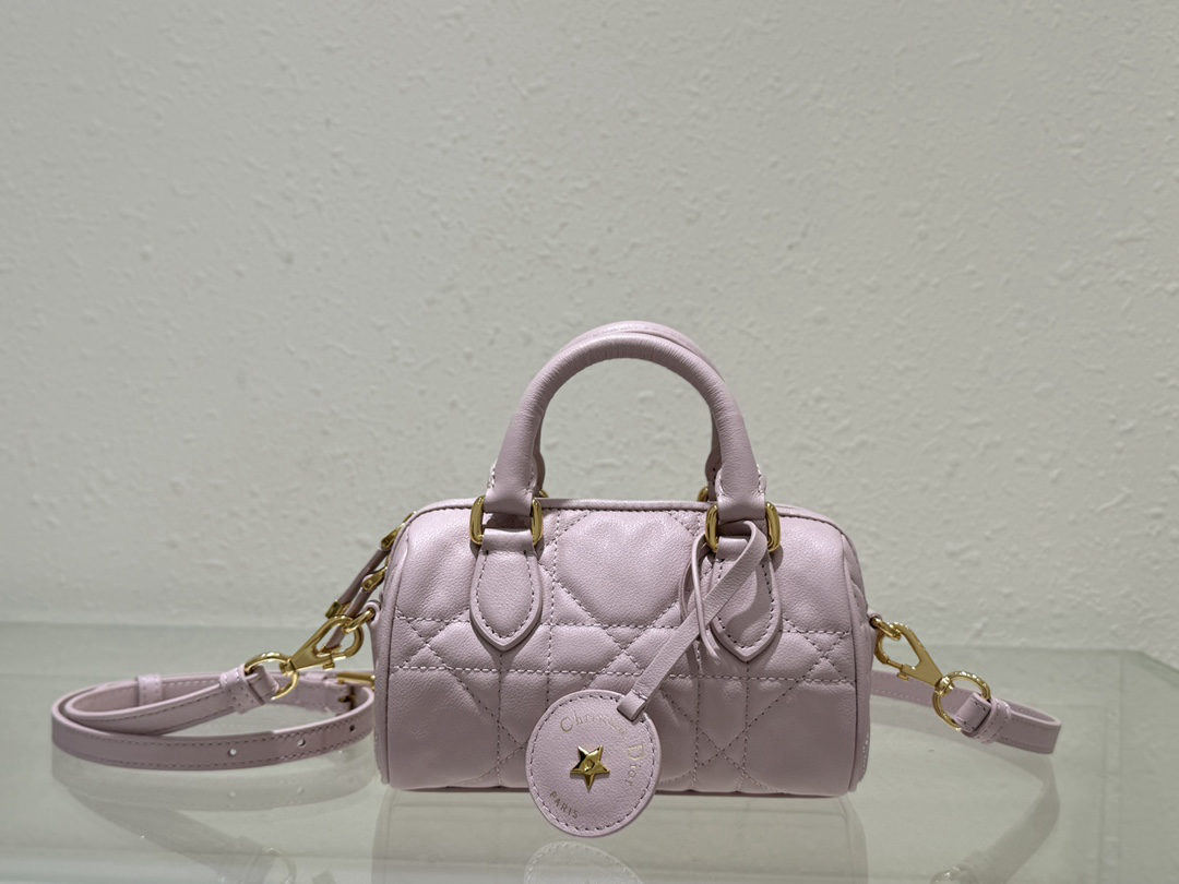 Christian Dior Groove