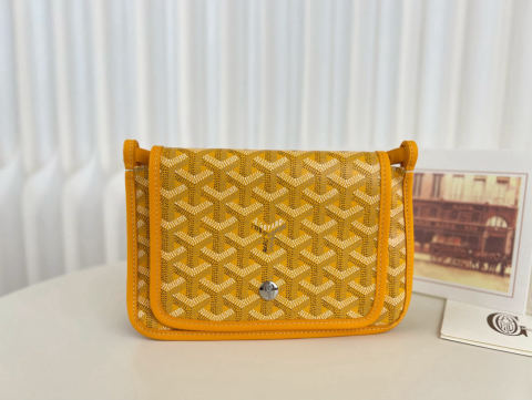 Goyard plumet