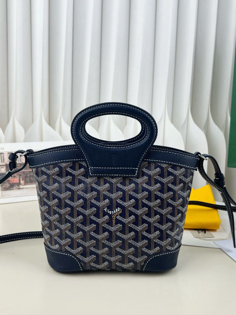 Goyard Beluga Mini