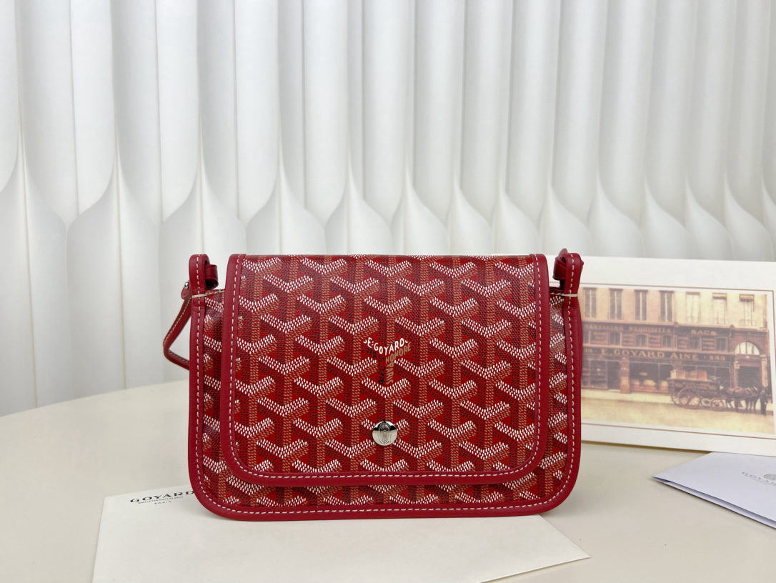 Goyard plumet