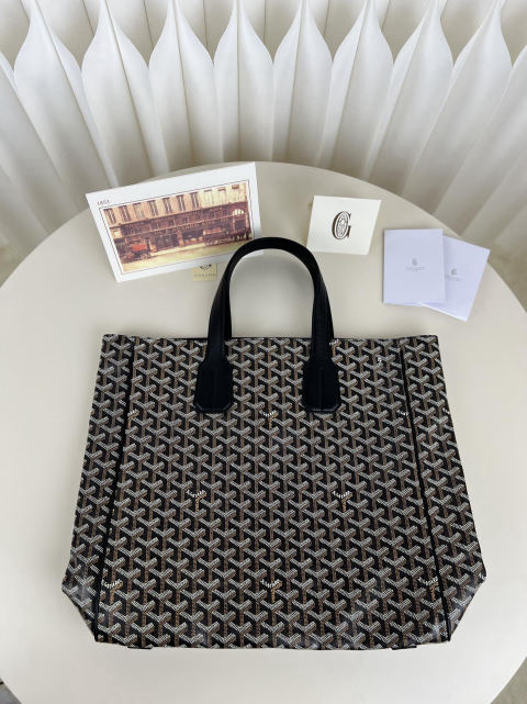 Goyard voltaire