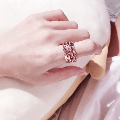 BVLGARI Paperclip Ring
