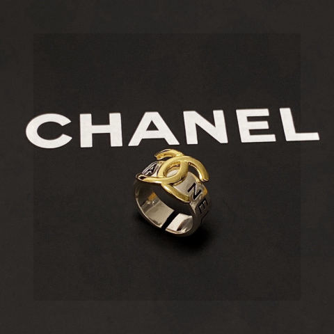 Chanel double C logo ring