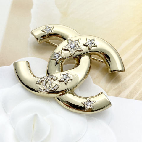 CHANEL Gold Mirror Twisted Double C Brooch