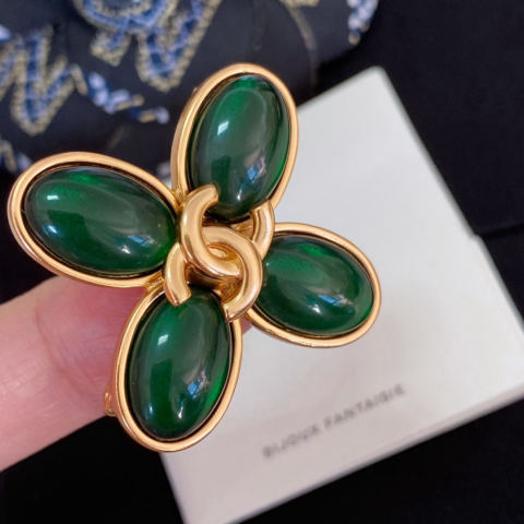 CHANEL Emerald Brooch
