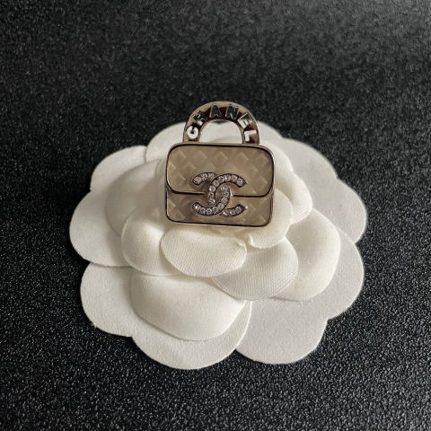 Chanel handbag with double C logo brooch