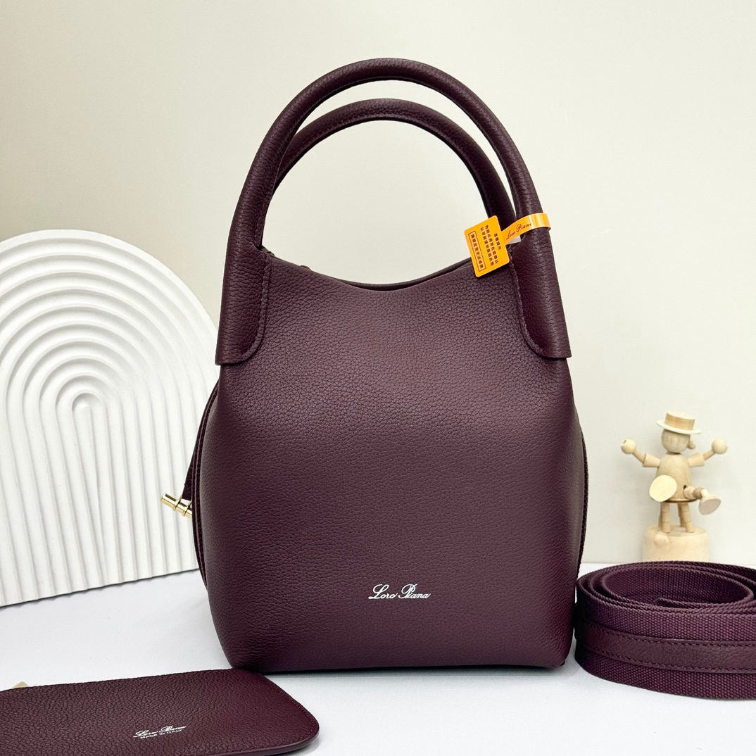 Loro piana Bale Medium Bucket Bag