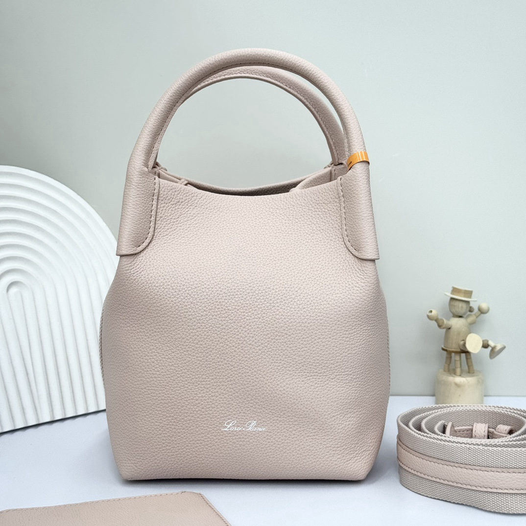 Loro piana Bale Medium Bucket Bag