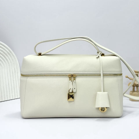 Loro piana Extra Bag L27 Crossbody Bag