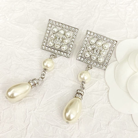 Chanel openwork square pendant earrings