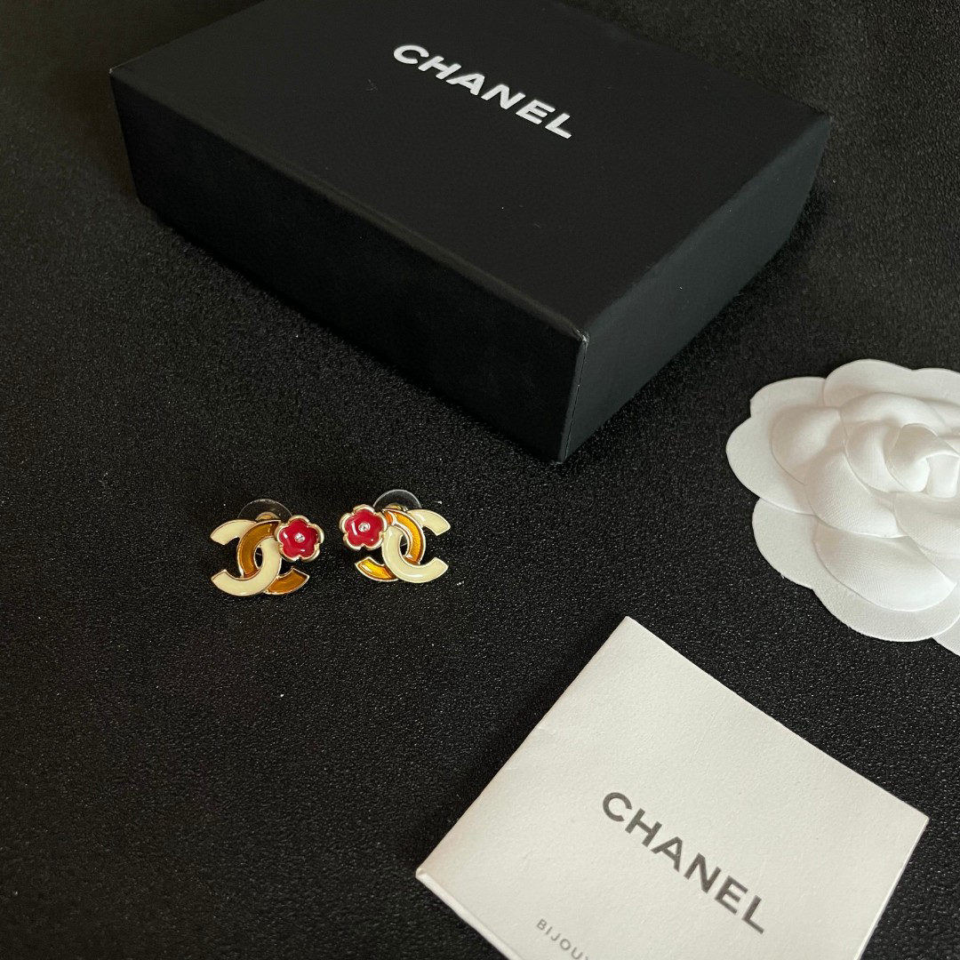 Chanel vintage earrings
