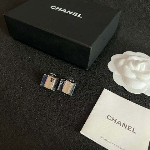 Chanel vintage earrings