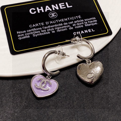 Chanel classic crystal heart-shaped double C stud earrings