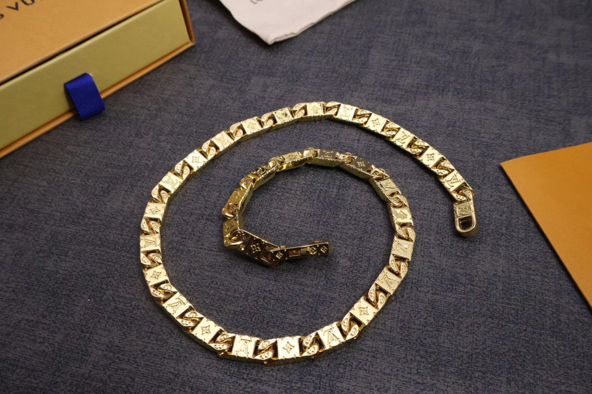 LV MONOGRAM TIED UP necklace