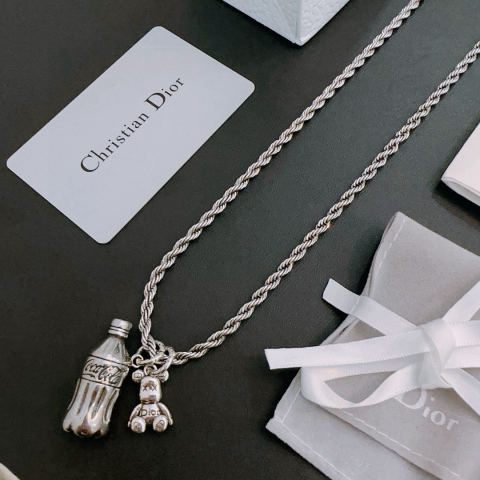 DIOR necklace