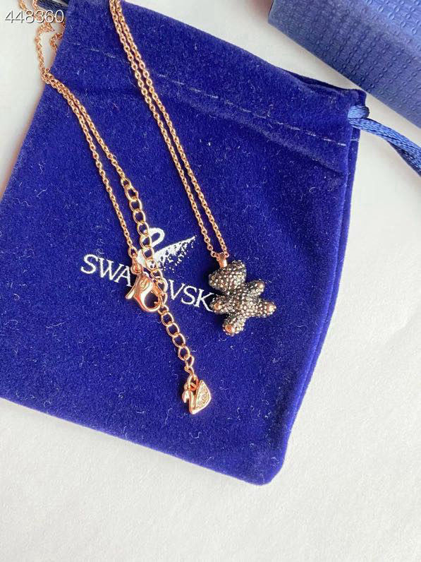 SWAROVSKI necklace