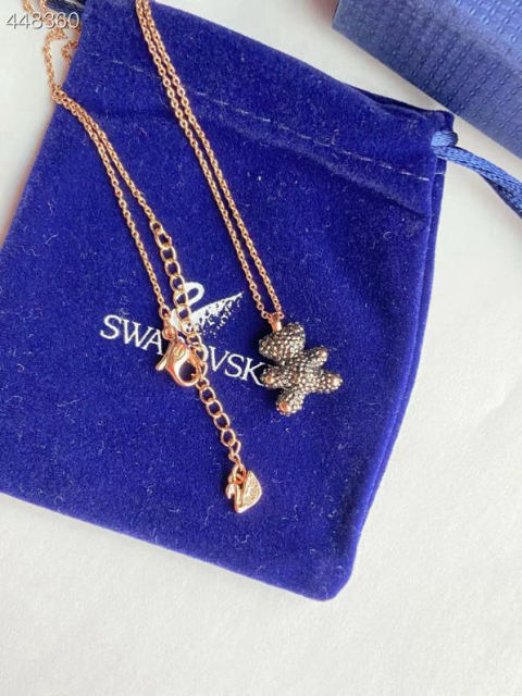 SWAROVSKI necklace