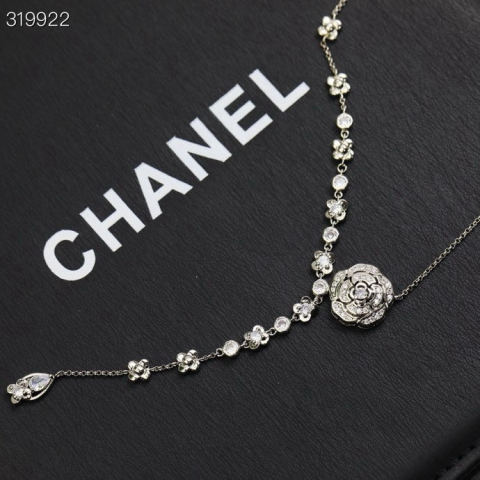 CHANEL necklace