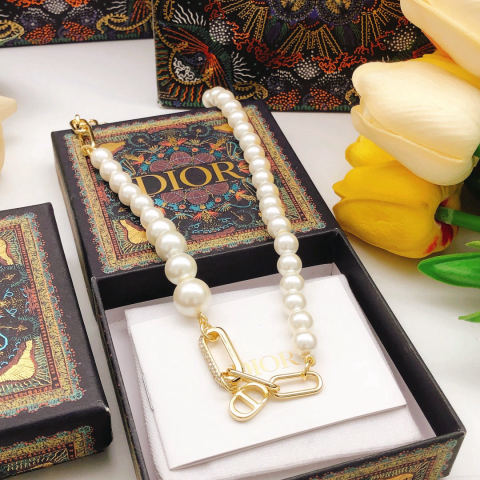 Dior necklace
